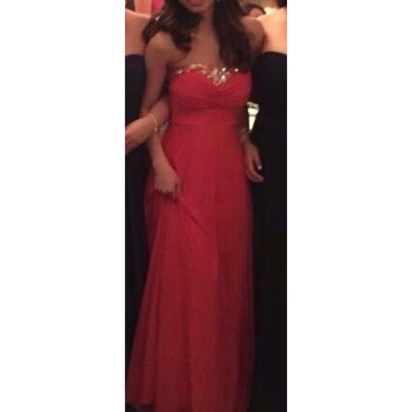 Prom dress - Picture 2 of 3